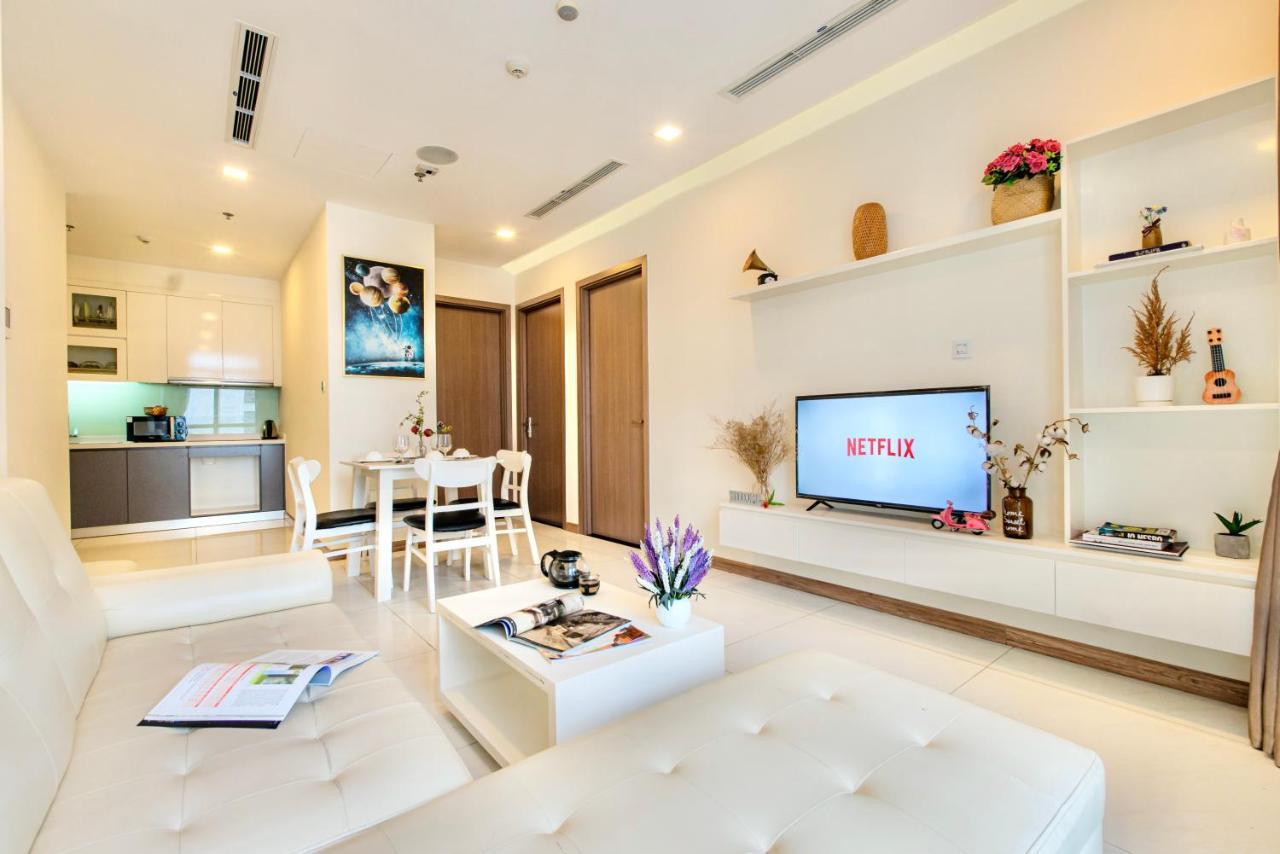 Mott Haven Apart - Vinhomes Central Park, Landmark 81 Area & Ice Rink Ho Chi Minh City Bagian luar foto