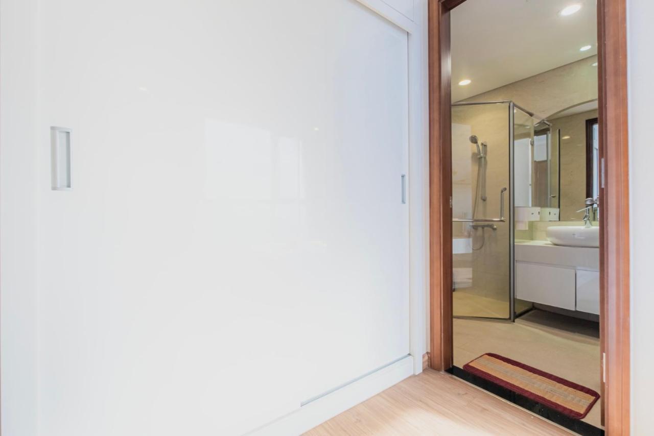 Mott Haven Apart - Vinhomes Central Park, Landmark 81 Area & Ice Rink Ho Chi Minh City Bagian luar foto