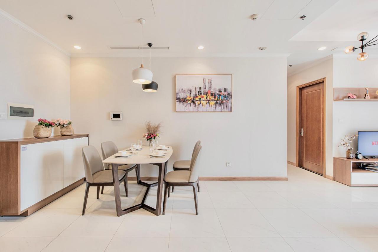 Mott Haven Apart - Vinhomes Central Park, Landmark 81 Area & Ice Rink Ho Chi Minh City Bagian luar foto