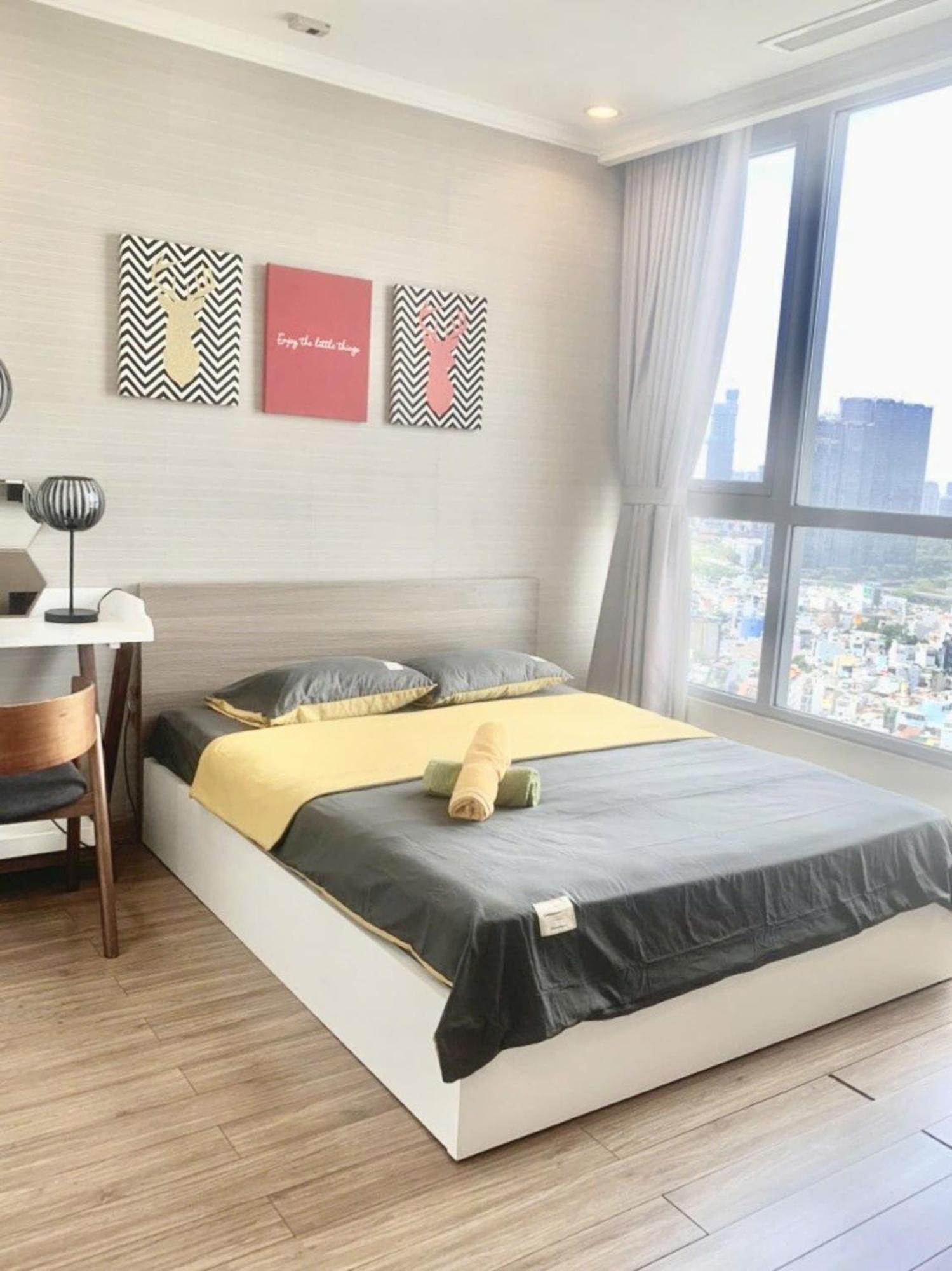 Mott Haven Apart - Vinhomes Central Park, Landmark 81 Area & Ice Rink Ho Chi Minh City Bagian luar foto